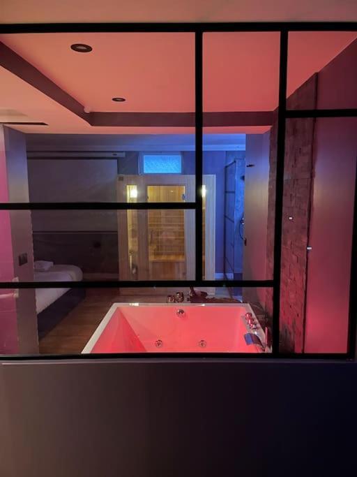 Le Cocon Des Granges - Suite Sauna Jaccuzi Spa Bonnieres-sur-Seine Eksteriør bilde